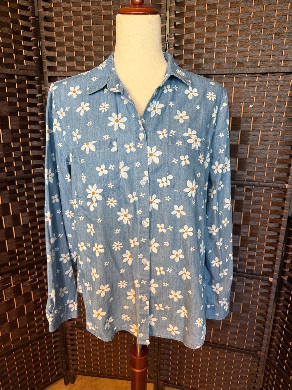 Cato Blue Daisy Print Button-Down Shirt